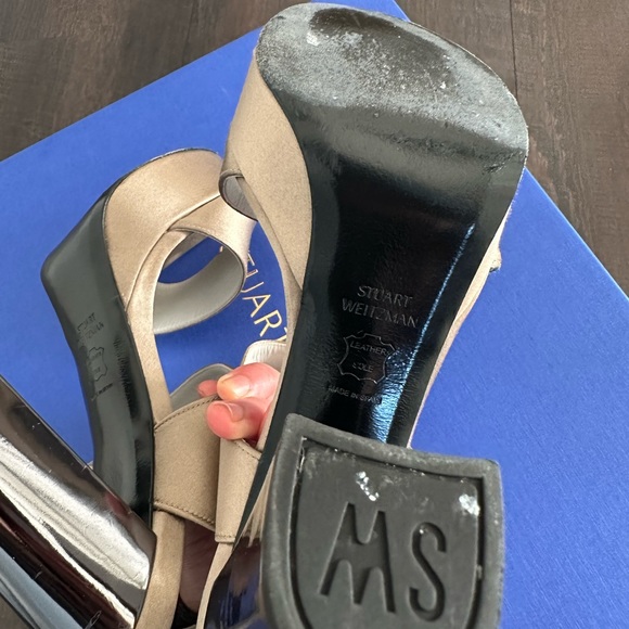 Stuart Weitzman Beige PARTISAN Satin Block Mirror Heel Sandals 6.5 - Picture 9 of 9